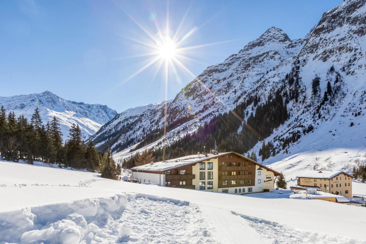Hotel Sonnblick Sankt Leonhard im Pitztal Exterior photo